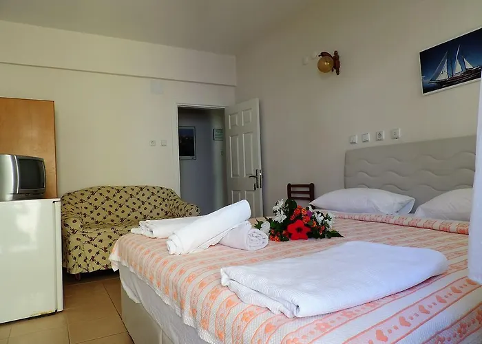 Onur Nocleg ze śniadaniem Fethiye